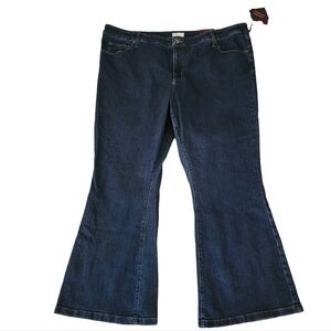 NWT Ava & Viv Darkwash highrise Flare Stretch jeans. Women's size 26W.